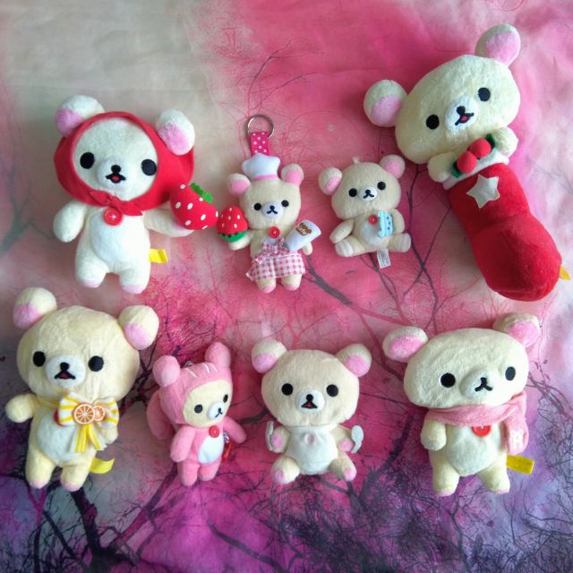Gấu nhí và móc khóa Rilakkuma