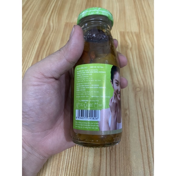 Chè Dưỡng Nhan Tổ Yến và Trùng Thảo Green Bird
