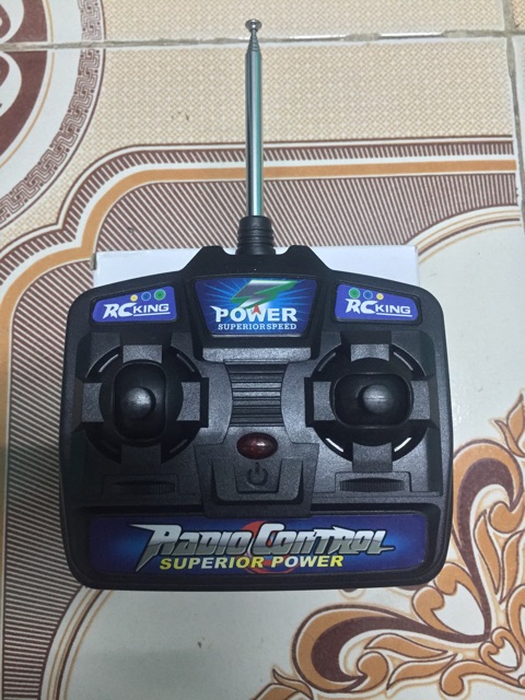 Remote / Điều Khiển Ô Tô Điện Trẻ Em Tần Số 27MHz Có Râu Anten