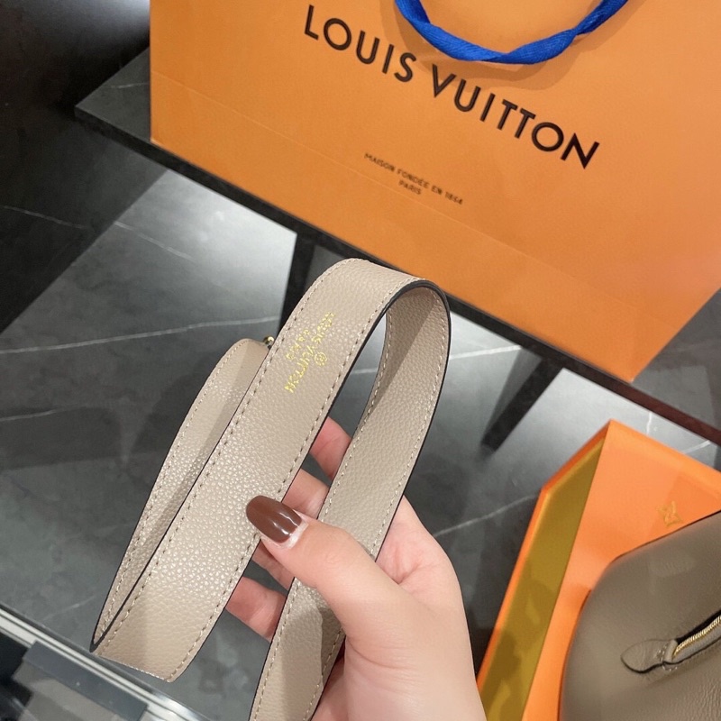 Túi xách Lóuisvuitton công sở sz 28 chất da bò hàng xịn