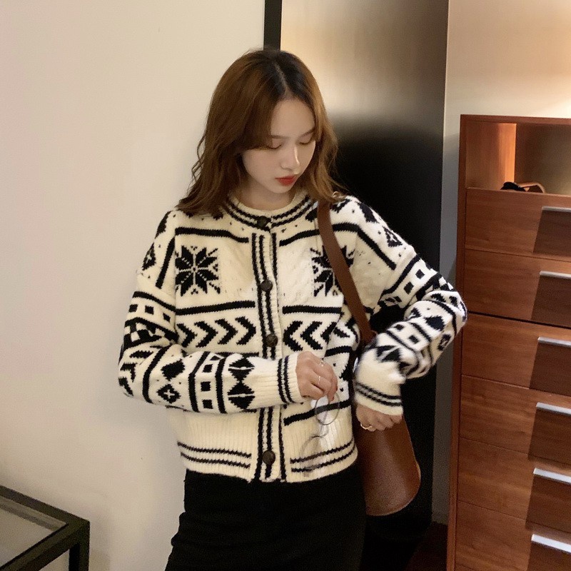 Áo Khoác Cardigan Len Hoạ Tiết Thổ Cẩm, Labibi
