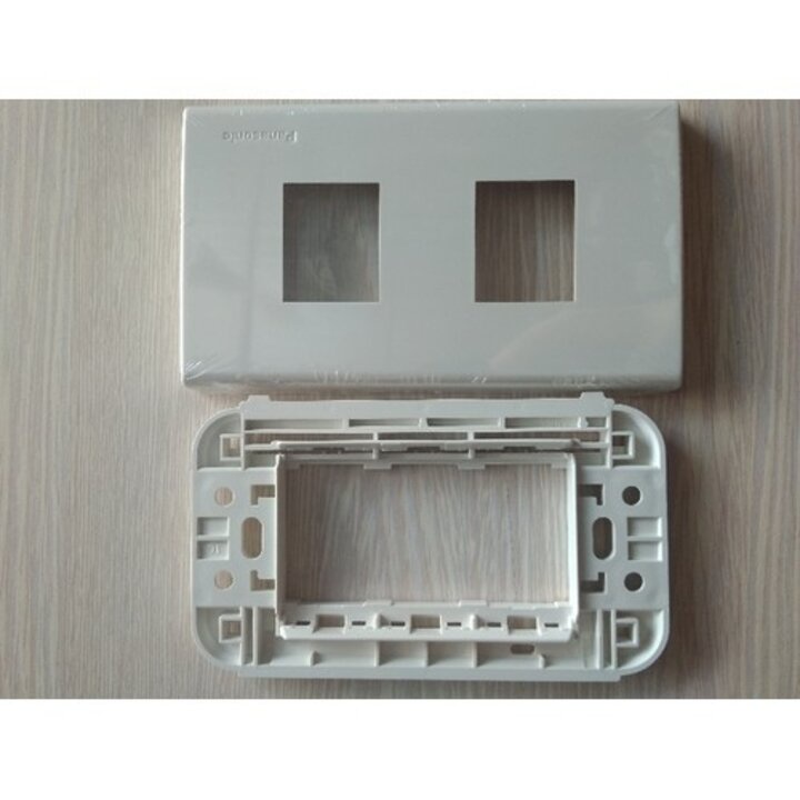 10 Mặt nạ ổ 1 - 3 lỗ Panasonic dòng FULL  hàng chính hãng