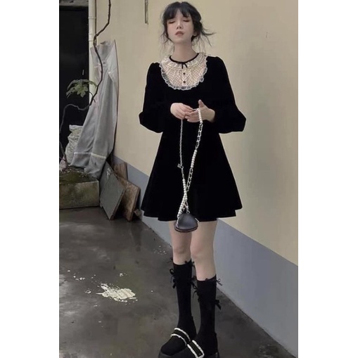 Váy nhung đen cổ ren cài nơ dáng xòe phong cách thời trang Pháp sẵn size S