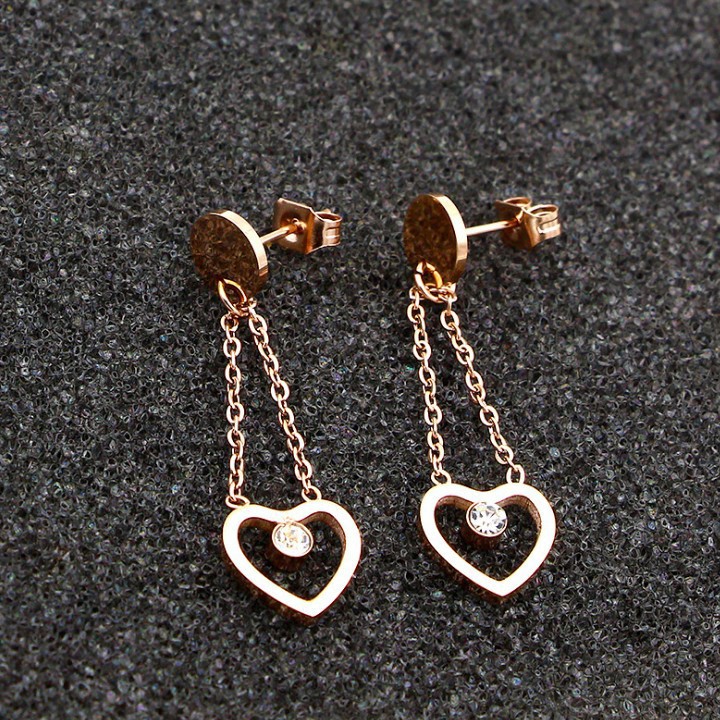 Bông Tai Tòn Ten Trái Tim Titan Ko Đen TT 1956