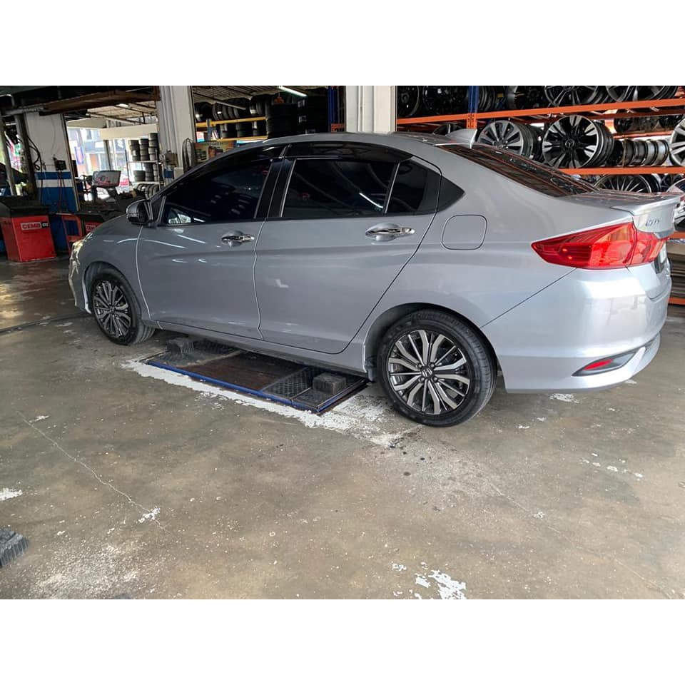 Miếng đệm lốp xe Honda City, Jazz, Brio . Giá 1 Đệm