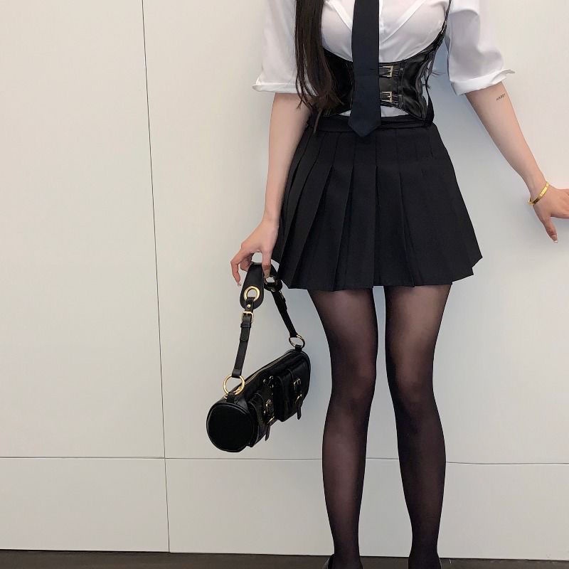 Hàng Có Sẵn  Bộ Đồng Phục Xếp Ly Sát Nách Dáng Ôm Phong Cách Preppy Pháp Quyến Rũ Cho Nữ