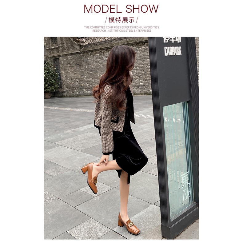 Giày Cao Gót Mũi Vuông Chất Liệu Da Thời Trang Mùa Xuân 2022 Cho Nữ