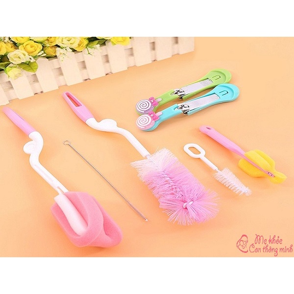 Bộ Cọ Rửa Bình Sữa Và Núm Ty 4 Chi Tiết --quangdongshopgiadung