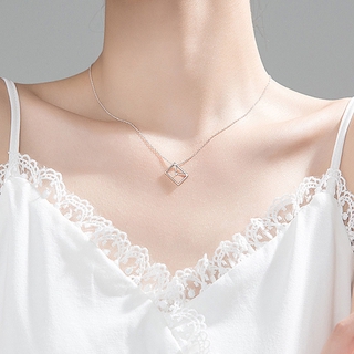 vòng cổ Mặt Vuông Đơn Giản Cho Nữ