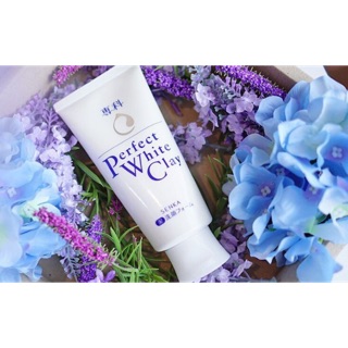 Sữa rửa mặt Perfect Whip của Senka