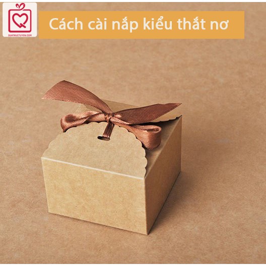 Hộp quà kraft vuông mini nắp cài thắt nơ Vintage kèm rơm lót, hộp giấy kraft