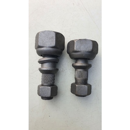 Ốc tắc kê ô tô tải huyn đai 2,5 tấn và 3,5 tấn ( giá 1 cái)