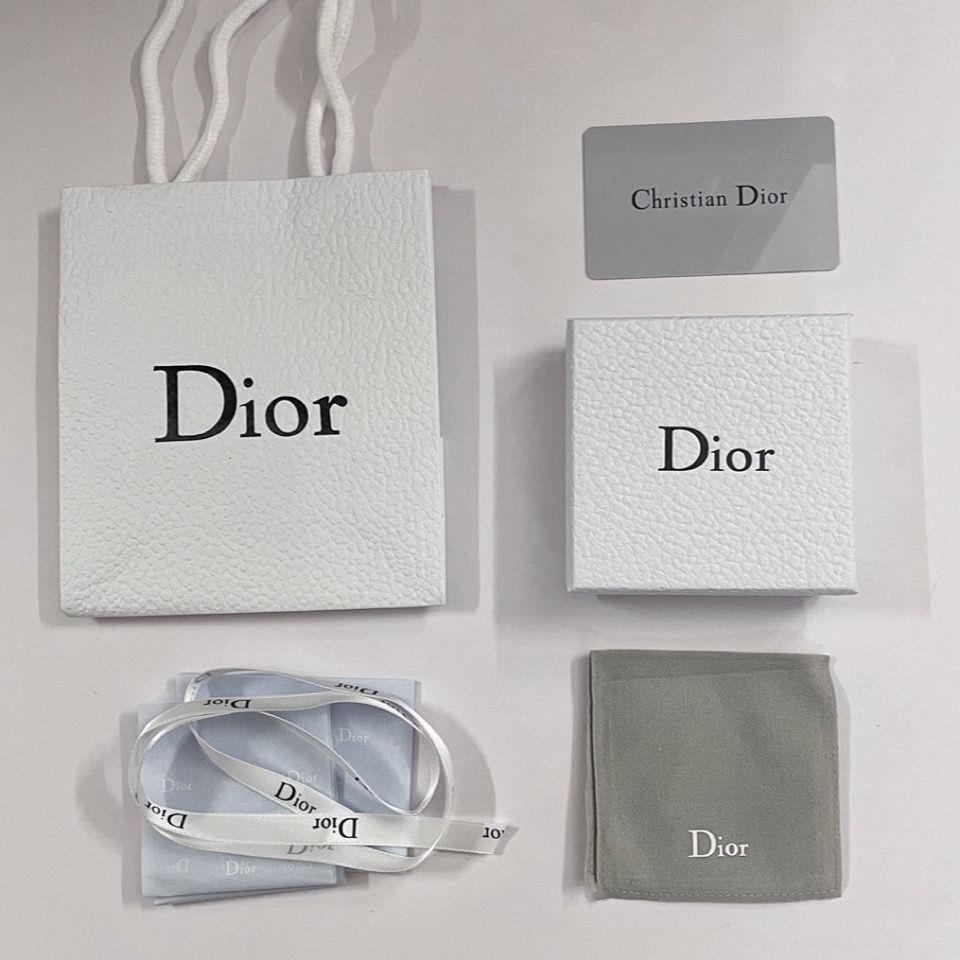 Dior Hộp Giấy Đựng Trang Sức Hình Thỏi Son Độc Đáo