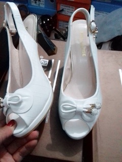 Sandal cao gót