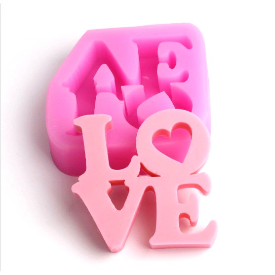 Khuôn rau câu silicon 4D chữ LOVE