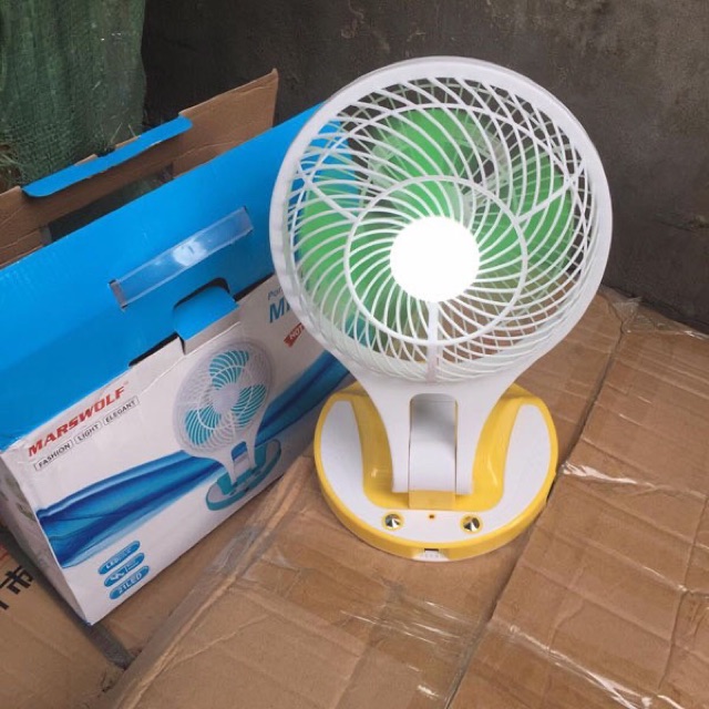 QUẠT SẠC ĐIỆN KÈM ĐÈN PIN
