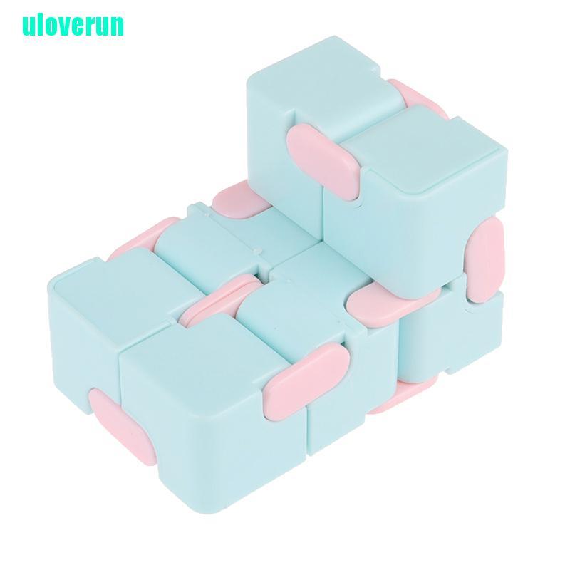 Đồ Chơi Khối Lập Phương Giúp Giảm Căng Thẳng
