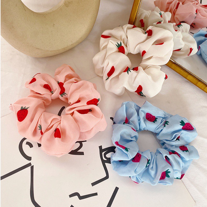 Dây buộc tóc cỡ lớn họa tiết dâu tây dễ thương cho nữ