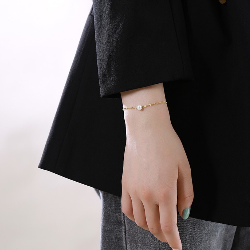 Lắc Tay Dây Mảnh Titan Ko Đen TT 4220