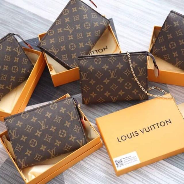 Túi cầm tay dây xích đeo chéo có hộp