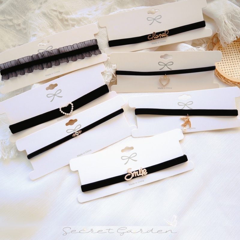 Vòng Cổ Choker Dây Nhung Đen Đính Hạt Ngọc Trai 2022