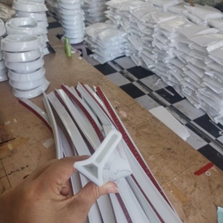 Dải silicon chặn nước tiện lợi dùng cho nhà tắm, nhà vệ sinh, chỗ rửa tay, máy giặt