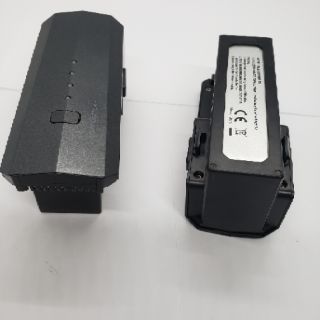 Pin flycam SJRC F11 PRO