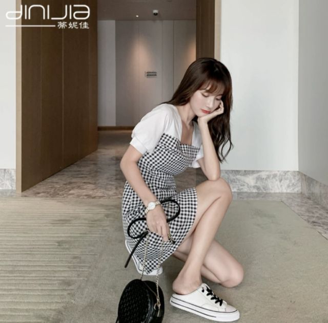 Đầm kẻ suông ulzzang tiểu thư