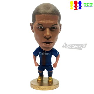 Tượng cầu thủ bóng đá Kylian Mbappe