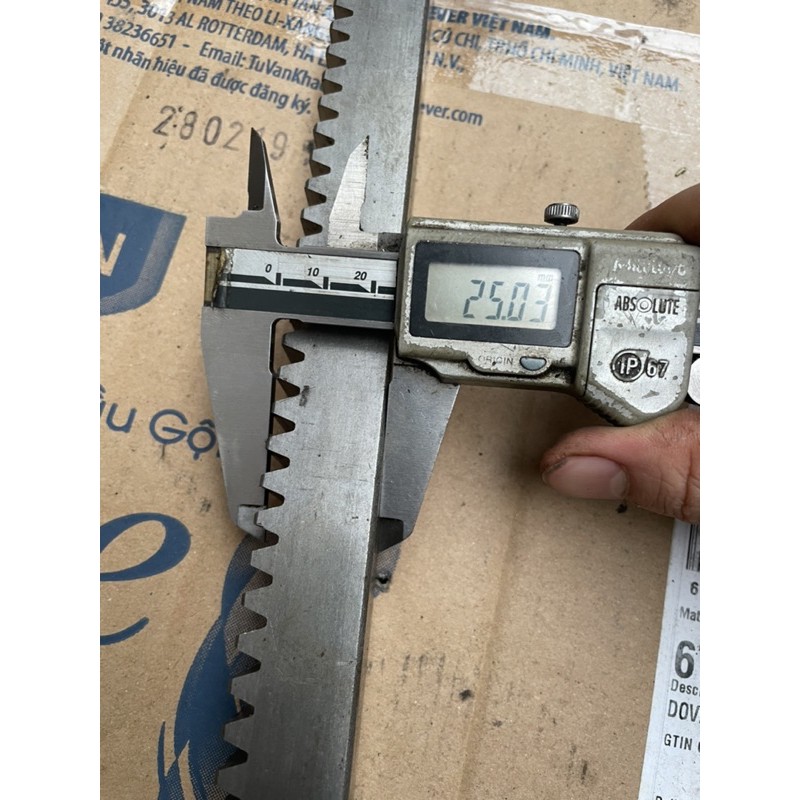 THANH RĂNG M2.5- 25x25x1000 BƯỚC T=7.8