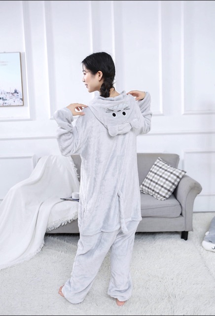 Bộ Đồ Thú Totoro Người Lớn – Bộ Đồ Ngủ Hình Thú Totoro Dễ Thương