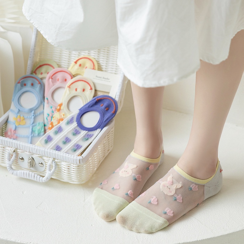 Vớ WAFNHA D225 phối vải lụa xuyên thấu thoáng khí họa tiết mặt cười thời trang đáng yêu