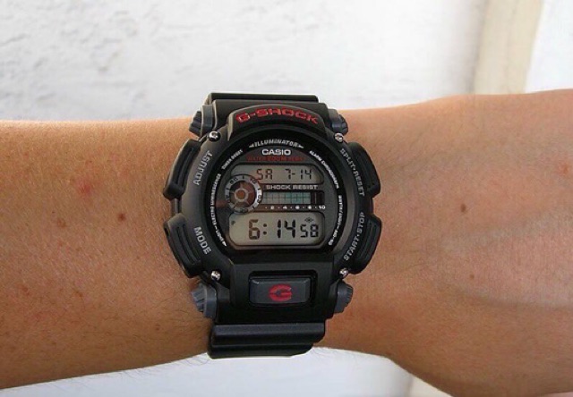 Đồng hồ nam Casio G-shock DW9052-1VDR | BigBuy360 - bigbuy360.vn