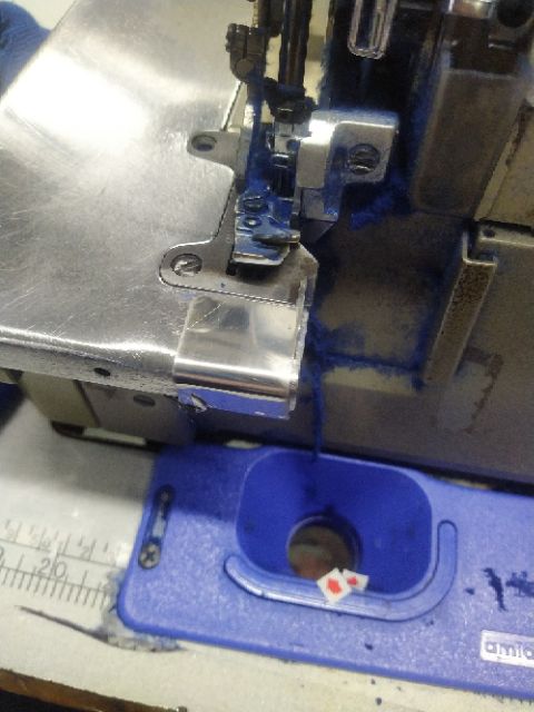 Gá chống chém máy vắt sổ