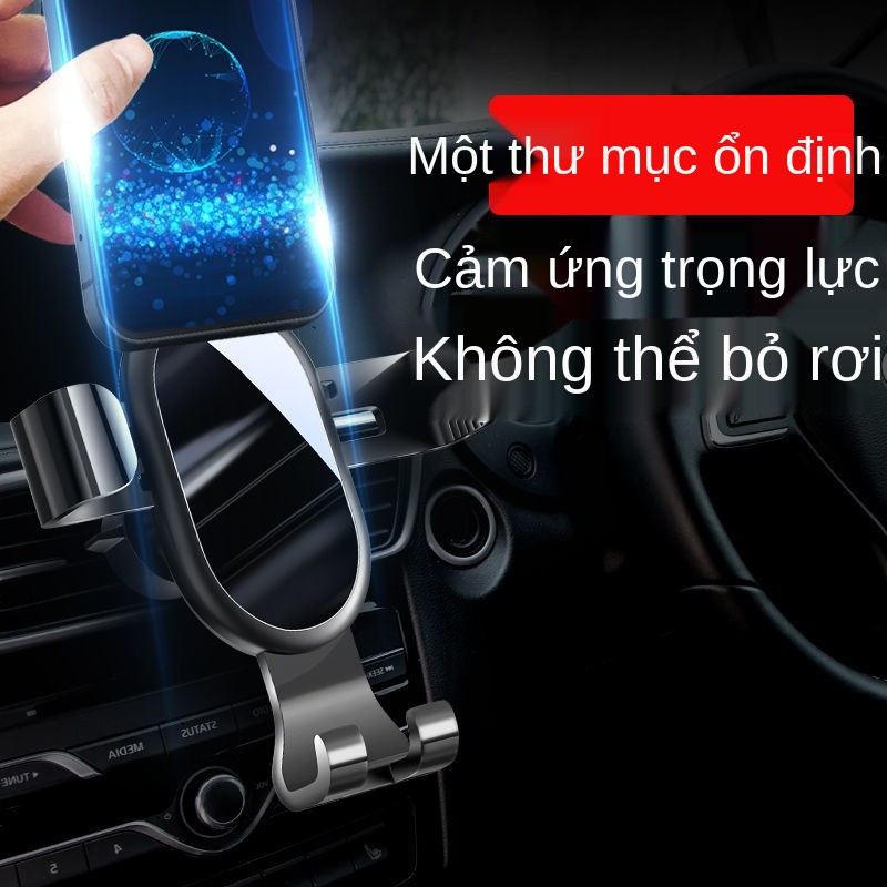 Giá đỡ điện thoại di động trên ô tô Tạo tác mới cốc hút đa năng ổ cắm đa- chức điều hướng