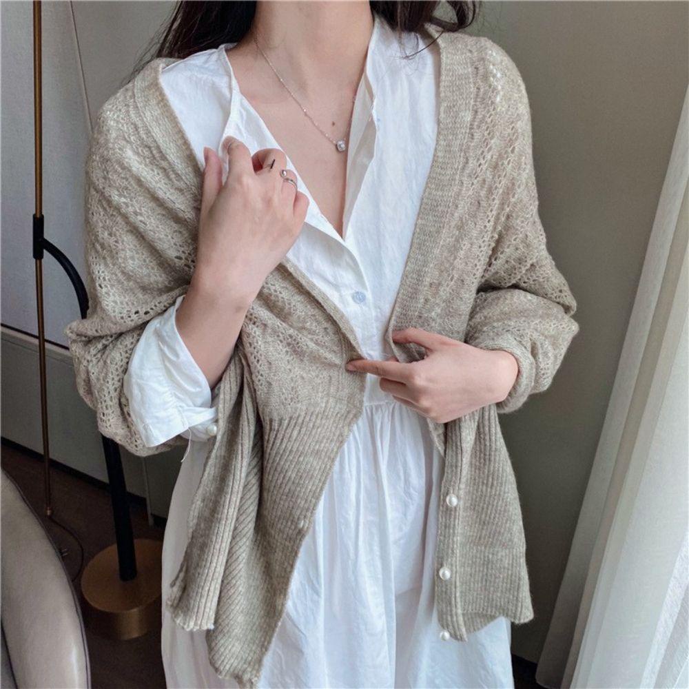 Khăn Choàng Cardigan Len Cashmere Phối Nút Rỗng Đa Năng Thời Trang Thu Đông Cho Nữ
