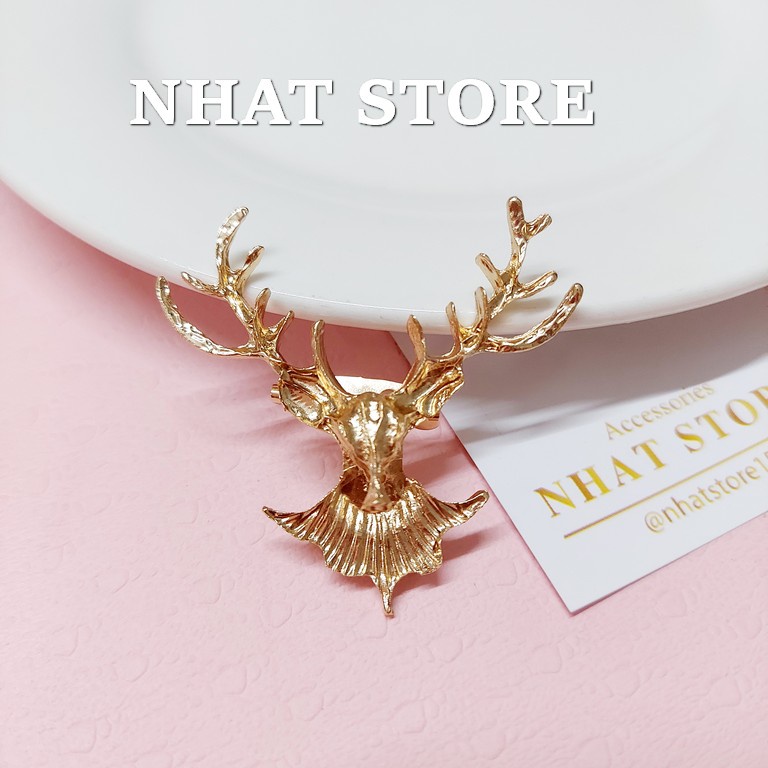 Cài áo vest thời trang nam nữ hình đầu hươu được thiết kế đơn giản tôn lên vẻ đẹp của bạn trong mắt đối phương