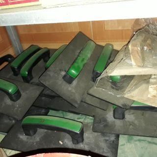 Bàn xoa nhựa dùng trong xây dựng
