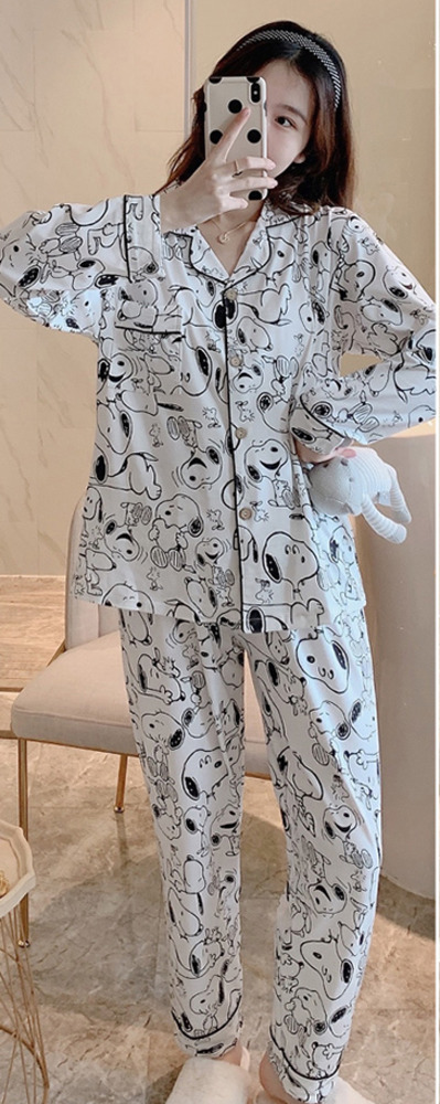 Bộ đồ ngủ tay dài in họa tiết chú chó snoopy dễ thương cho nữ