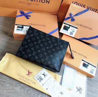 Ví cầm tay LV sẵn ạ fullbox
