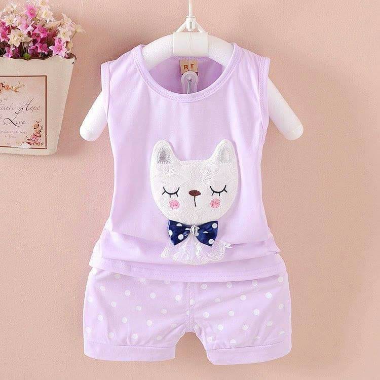 Bộ ba lỗ hình mèo