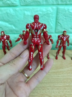 Mô hình người sắt iron man bằng sắt