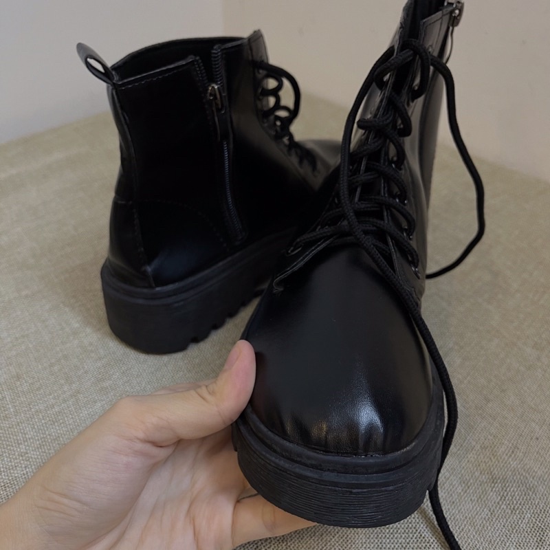 [XẢ KHO] boot đen buộc dây | BigBuy360 - bigbuy360.vn