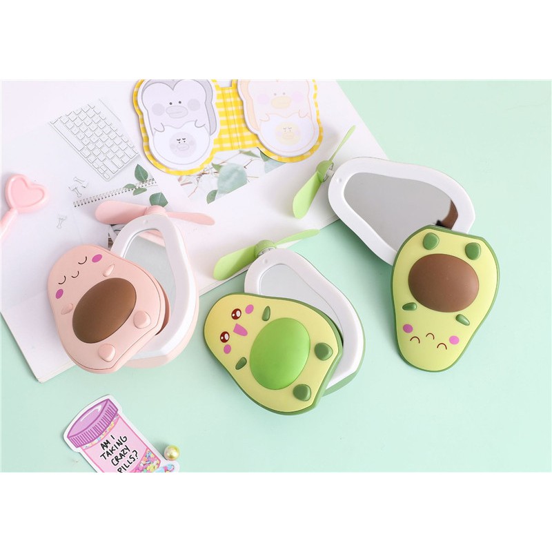 Quạt mini cầm tay 3 in 1 hình quả bơ siêu dễ thương đèn led - gương - quạt Pks TN ( Giao hình ngẫu nhiên) | BigBuy360 - bigbuy360.vn
