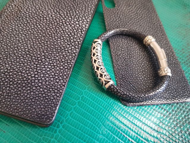 Ví dài da cá đuối