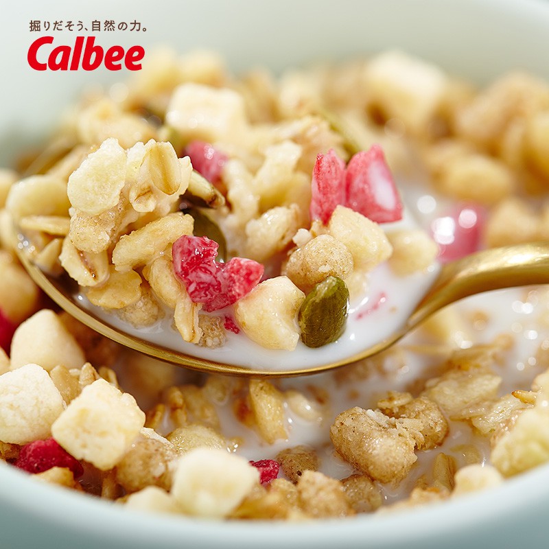 Ngũ cốc Calbee - Ngũ cốc hoa quả sấy gói trắng 600gram ít đường dinh dưỡng mà tiện lợi