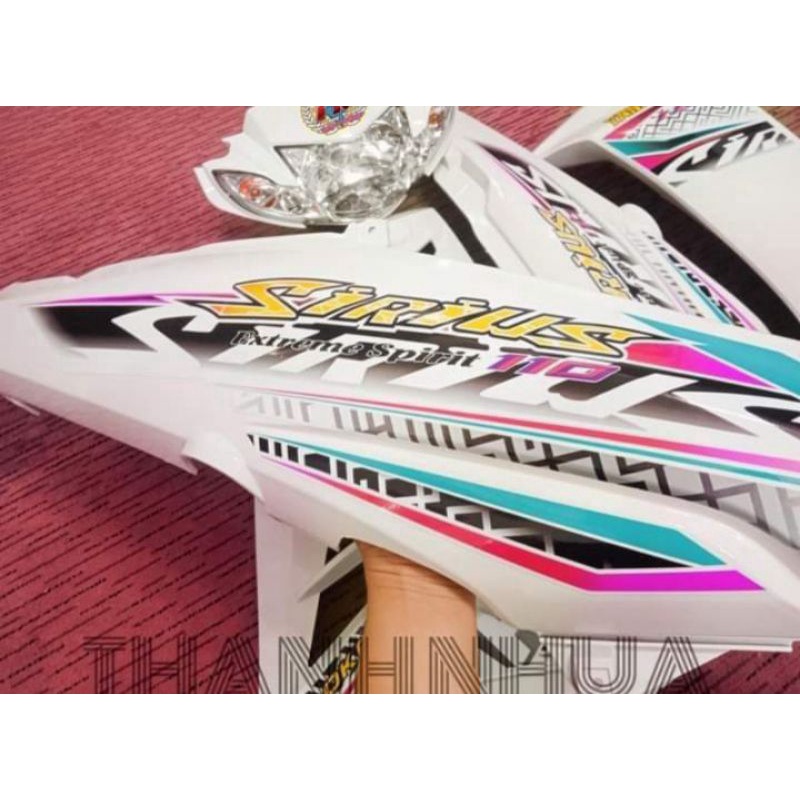 Dàn áo Sirius Trắng kèm tem ghép