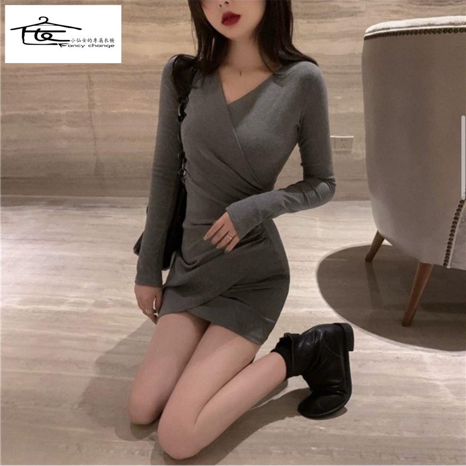 Đầm Nữ Tay Dài Cổ Chữ V Kiểu Dáng Thời Trang Quyến Rũ