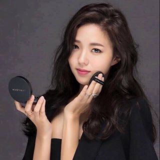 📌phấn nước ma thuật siêu che phủ april skin black magic snow phiên bản 2.