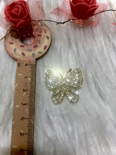 Cài áo con bướm full đá. KT 3 x 3,5cm